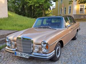 Image 46/73 of Mercedes-Benz 280 SE (1971)