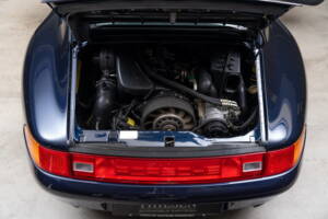 Image 24/24 of Porsche 911 Carrera (1993)