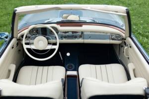 Bild 9/16 von Mercedes-Benz 280 SL (1968)