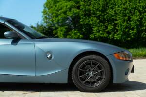 Immagine 22/49 di BMW Z4 2.2i (2004)