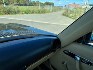 Bild 186/200 von Mercedes-Benz 380 SLC (1980)