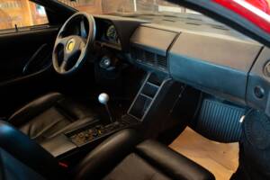 Bild 34/50 von Ferrari Testarossa (1986)
