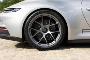 Imagen 16/80 de Porsche 911 S/T (2023)