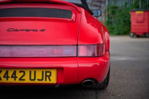 Afbeelding 50/50 van Porsche 911 Carrera 4 (1992)