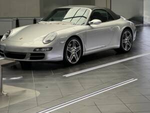 Image 2/59 of Porsche 911 Carrera S (2006)