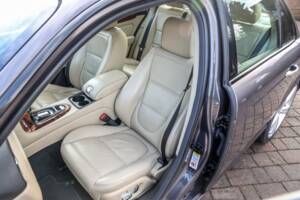 Image 39/41 of Jaguar XJR (2008)