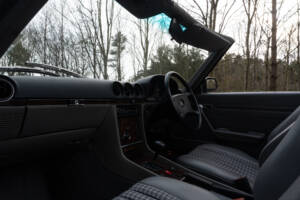 Image 11/27 de Mercedes-Benz 300 SL (1987)