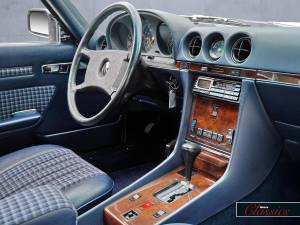 Image 19/23 de Mercedes-Benz 560 SL (1987)