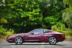 Obraz 40/50 pojazdu Aston Martin DB 7 (1997)