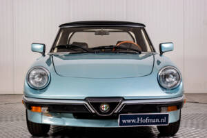 Bild 38/48 von Alfa Romeo 2.0 Spider (1983)