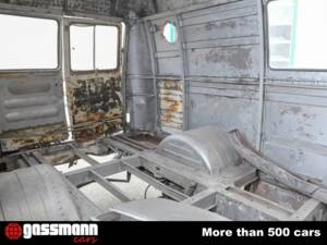 Image 15/15 of Mercedes-Benz O 319 (1960)