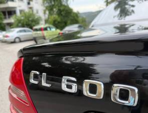 Bild 7/9 von Mercedes-Benz CL 600 (2000)