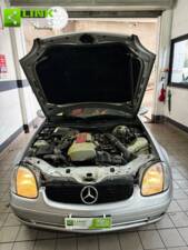 Image 2/10 of Mercedes-Benz SLK 200 Kompressor (1997)