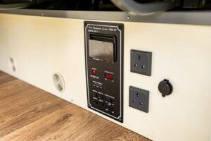 Image 48/50 of Volkswagen T2 Brasil Camper (1972)