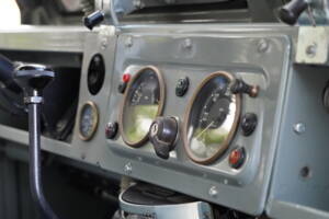 Bild 67/79 von Land Rover 88 (1963)