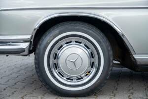 Image 30/30 of Mercedes-Benz 280 SE 3,5 (1969)