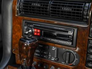 Imagen 39/58 de Aston Martin V8 Coupé (1997)