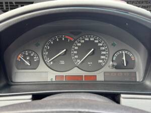 Image 12/27 of BMW 840Ci (1994)
