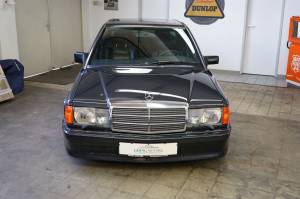 Image 3/38 of Mercedes-Benz 190 E 2.5-16 (1992)