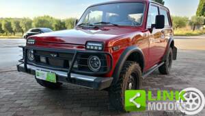 Afbeelding 1/10 van Lada Niva 4x4 (1997)