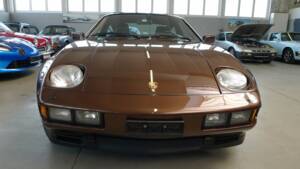 Bild 34/50 von Porsche 928 S (1986)