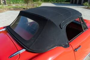 Image 27/50 of Alfa Romeo Giulia 1600 Spider (1964)