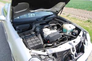 Image 12/46 of Mercedes-Benz CLK 200 (1999)