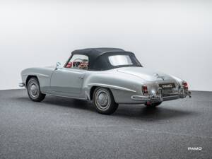 Image 5/44 of Mercedes-Benz 190 SL (1957)