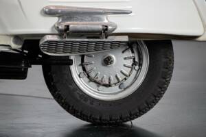 Image 24/50 of Piaggio Vespa 125 Super (1966)