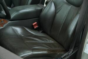 Bild 47/50 von Mercedes-Benz 300 SE (1992)