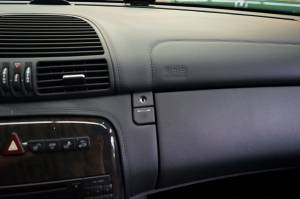 Image 15/22 de Mercedes-Benz CL 65 AMG (2005)