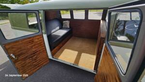 Image 14/30 of Volkswagen T1 Samba 1.2 (1959)