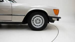Image 10/15 de Mercedes-Benz 380 SL (1985)