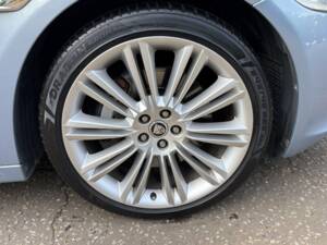 Image 47/50 of Jaguar XJ 5.0 (2011)