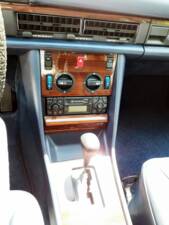 Bild 6/15 von Mercedes-Benz 280 SE (1983)