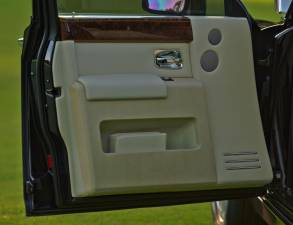 Image 27/50 of Rolls-Royce Phantom VII (2010)