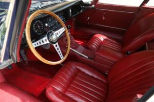 Imagen 22/50 de Jaguar E-Type 4.2 (1964)