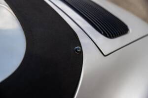 Image 50/132 of Porsche 911 Speedster 3.2 (1989)