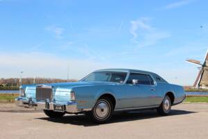 Bild 2/18 von Lincoln Continental Mark IV (1973)