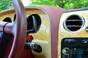 Bild 35/50 von Bentley Continental GT (2008)