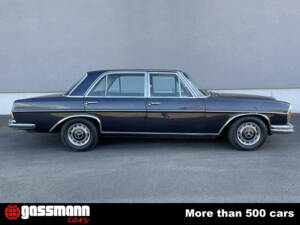 Image 5/15 de Mercedes-Benz 300 SEL 6.3 (1972)