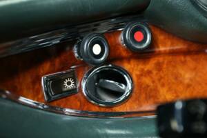 Image 19/49 of Mercedes-Benz 280 SE (1970)