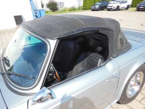 Bild 10/63 von Triumph TR 6 (1974)