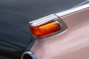Image 35/50 of Vauxhall Cresta (1958)