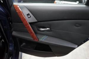 Image 26/45 of ALPINA B5 (2005)