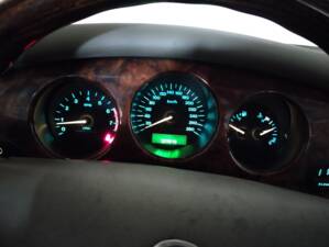 Image 68/71 of Daimler Super V8 (2000)