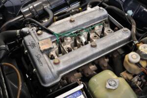 Image 29/35 of Alfa Romeo 2000 Berlina (1972)
