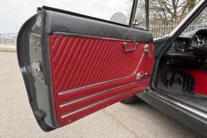 Imagen 10/32 de Alfa Romeo 1750 Spider (1970)