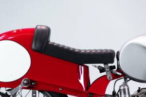 Bild 16/50 von Moto Guzzi DUMMY (1948)