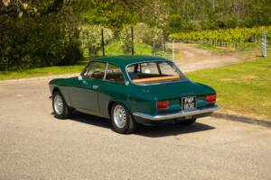 Imagen 42/50 de Alfa Romeo Giulia 1600 Sprint GT Veloce (1968)